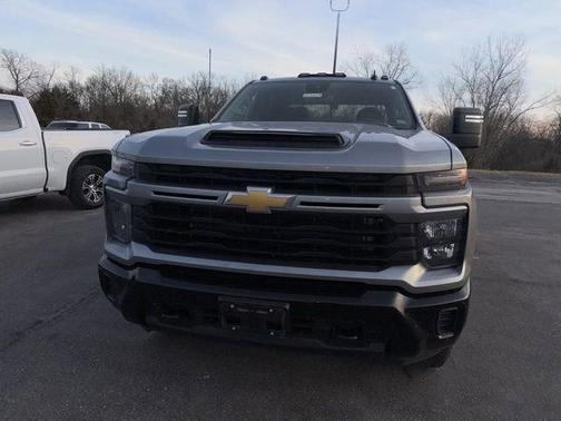 2024 Chevrolet Silverado 2500 Custom