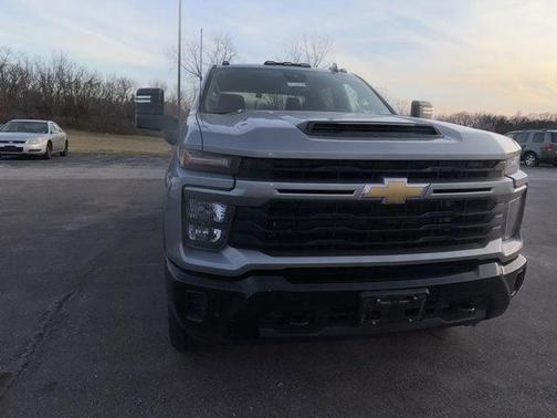 2024 Chevrolet Silverado 2500 Custom