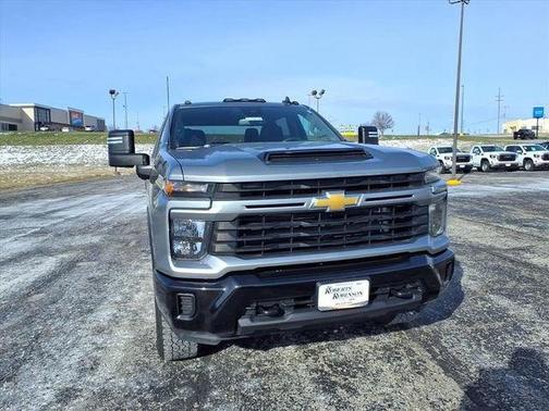 2024 Chevrolet Silverado 2500 Custom