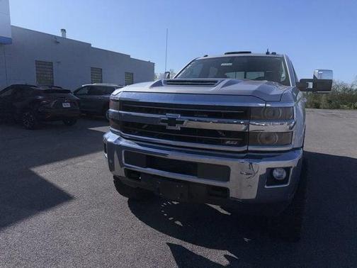 Silver Ice Metallic 2018 Chevrolet Silverado 2500 LTZ