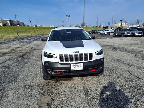 Bright White Clearcoat 2021 Jeep Cherokee Trailhawk