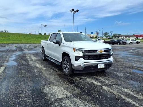 Summit White 2025 Chevrolet Silverado 1500 LT