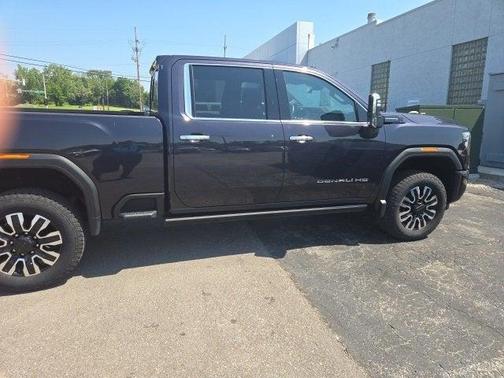 2024 GMC Sierra 2500 Denali Ultimate