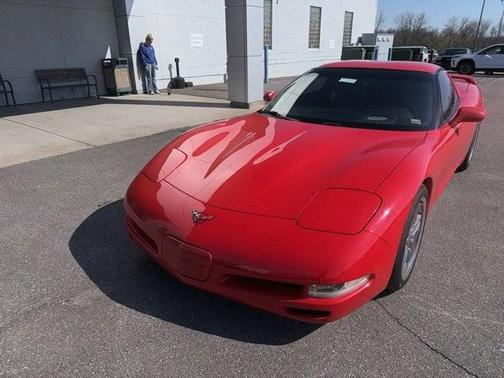 Torch Red 2000 Chevrolet Corvette Base