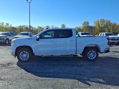 Summit White 2026 Chevrolet Silverado 2500 LT
