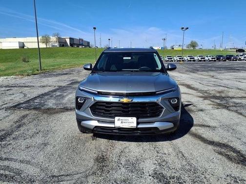 Sterling Gray Metallic 2025 Chevrolet Trailblazer LT