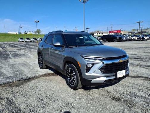 Sterling Gray Metallic 2025 Chevrolet Trailblazer LT