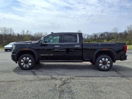 Onyx Black 2026 GMC Sierra 2500 Denali