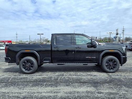 Onyx Black 2026 GMC Sierra 2500 AT4