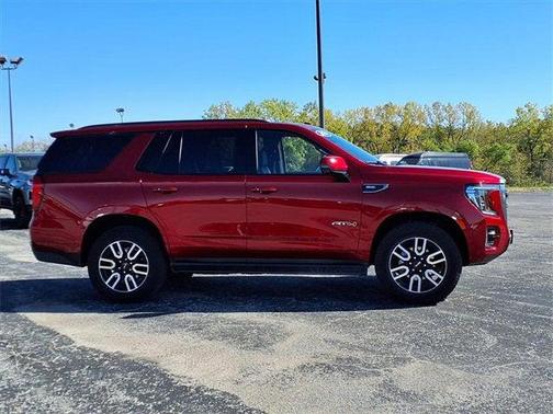 2024 GMC Yukon 4WD AT4