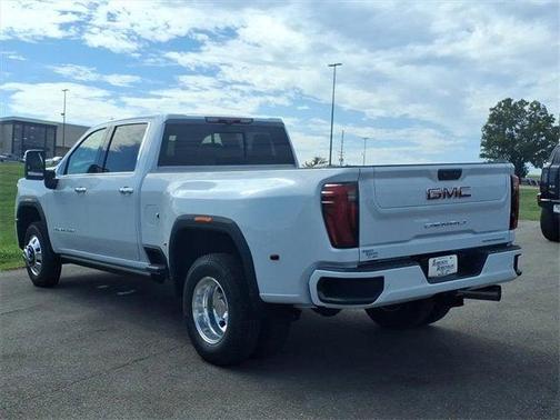 2026 GMC Sierra 3500 Denali