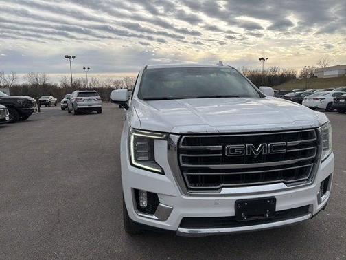 2024 GMC Yukon SLT