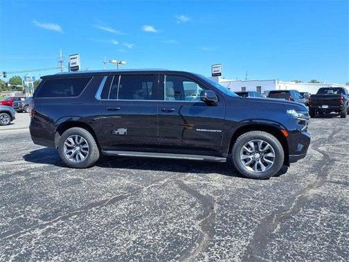 2022 Chevrolet Suburban LT