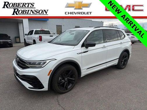 2023 Volkswagen Tiguan 2.0T SE R-Line Black 4MOTION