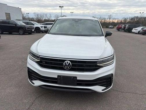 2023 Volkswagen Tiguan 2.0T SE R-Line Black 4MOTION