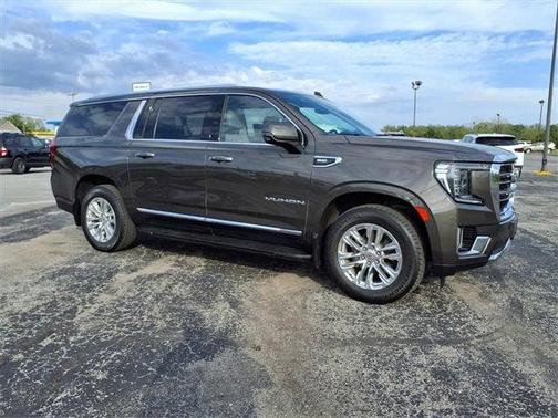 2021 GMC Yukon XL SLT