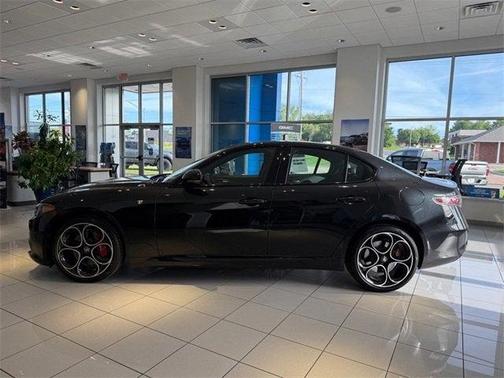 2024 Alfa Romeo Giulia Ti