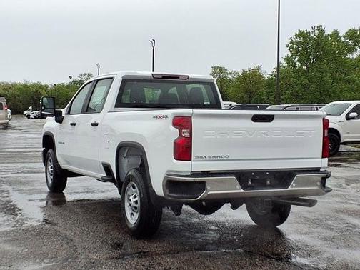 Summit White 2026 Chevrolet Silverado 2500 WT