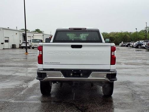 Summit White 2026 Chevrolet Silverado 2500 WT