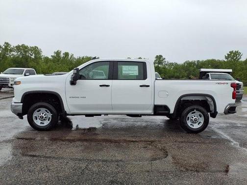 Summit White 2026 Chevrolet Silverado 2500 WT