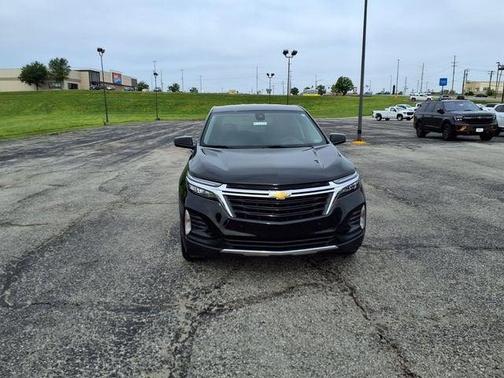 Mosaic Black Metallic 2024 Chevrolet Equinox 1LT