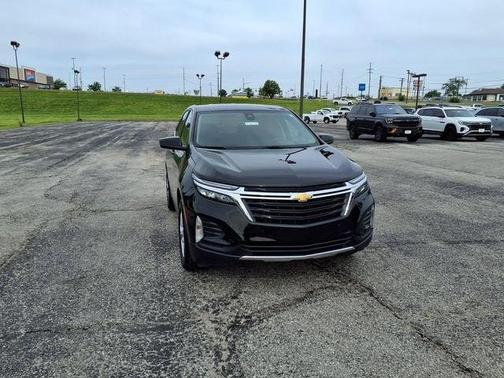 Mosaic Black Metallic 2024 Chevrolet Equinox 1LT