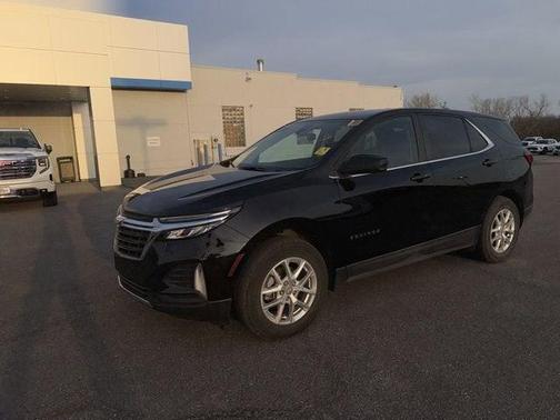 Mosaic Black Metallic 2024 Chevrolet Equinox 1LT