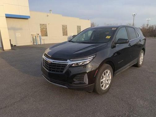 Mosaic Black Metallic 2024 Chevrolet Equinox 1LT