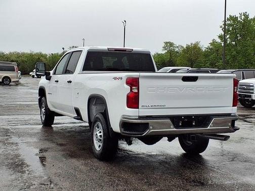 Summit White 2026 Chevrolet Silverado 2500 WT