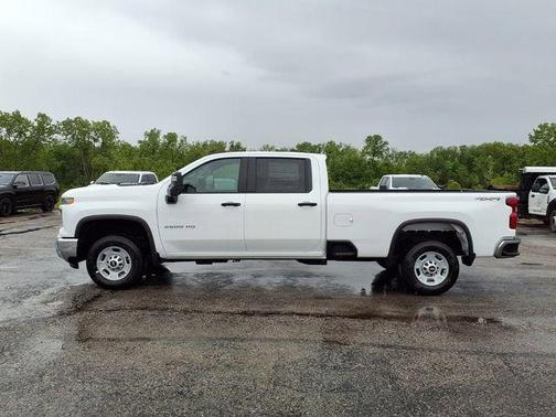 Summit White 2026 Chevrolet Silverado 2500 WT