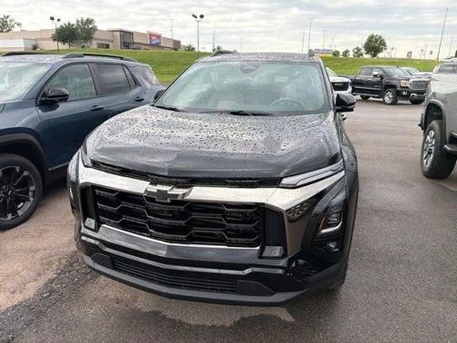 Mosaic Black Metallic 2026 Chevrolet Equinox AWD ACTIV