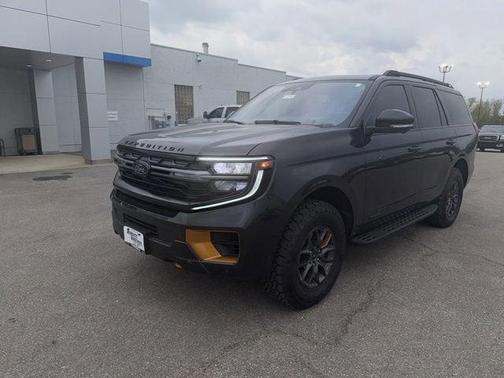 Dark Matter Gray Metallic 2025 Ford Expedition Tremor