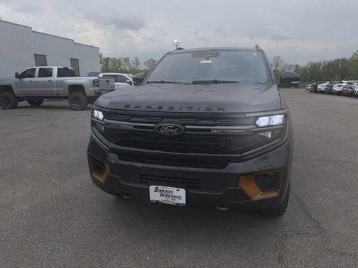 Dark Matter Gray Metallic 2025 Ford Expedition Tremor