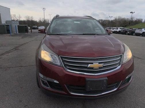 Siren Red Tintcoat 2017 Chevrolet Traverse 1LT