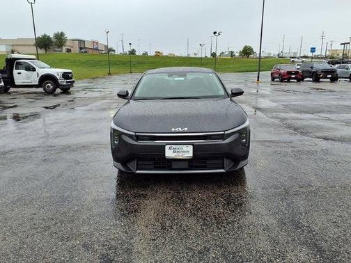 Interstellar Gray 2025 Kia K4 EX