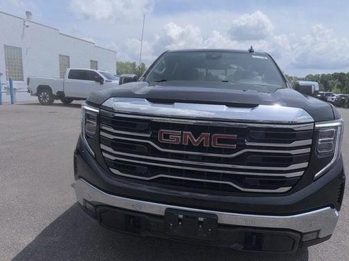 Onyx Black 2024 GMC Sierra 1500 SLT