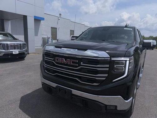 Onyx Black 2024 GMC Sierra 1500 SLT