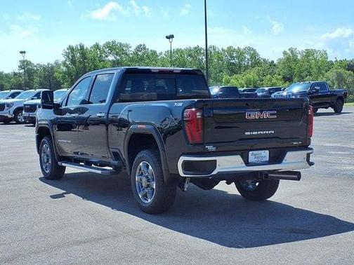 Onyx Black 2025 GMC Sierra 2500 SLT