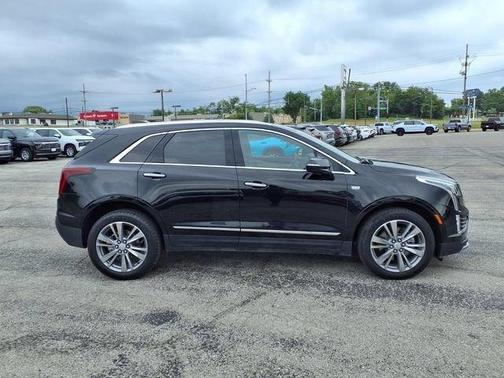 Stellar Black Metallic 2025 Cadillac XT5 Premium Luxury