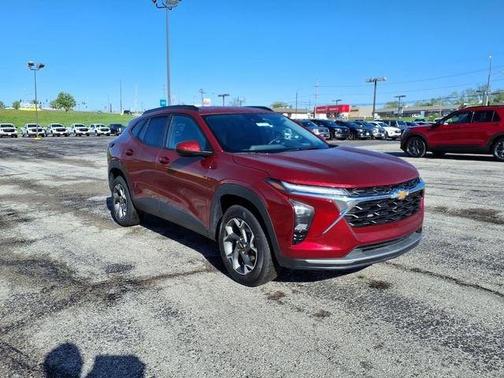 Crimson Metallic 2025 Chevrolet Trax LT