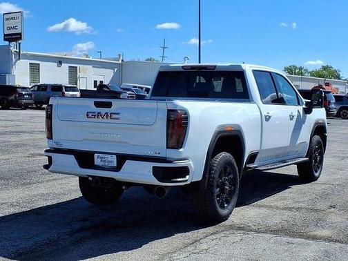 Summit White 2026 GMC Sierra 2500 AT4