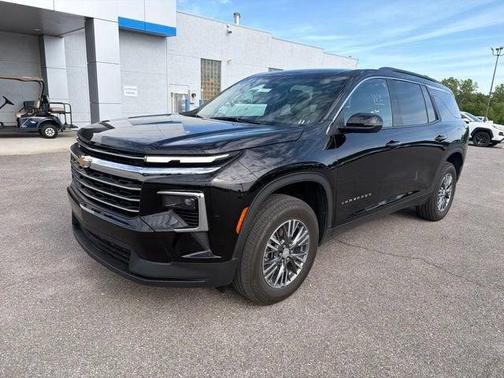 Mosaic Black Metallic 2025 Chevrolet Traverse LT