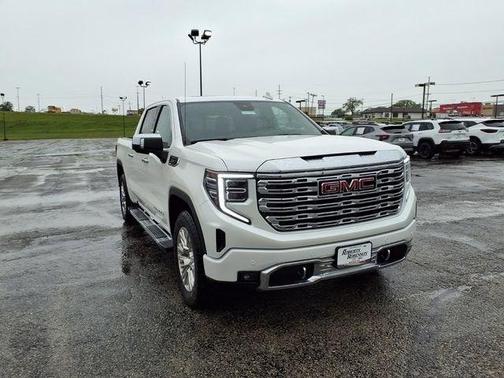 White Frost Tricoat 2024 GMC Sierra 1500 Denali