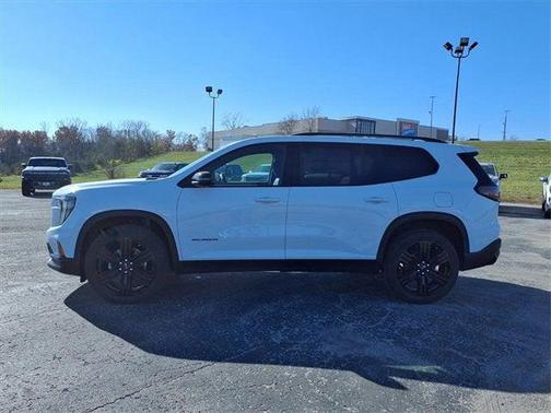 2026 GMC Acadia Elevation FWD