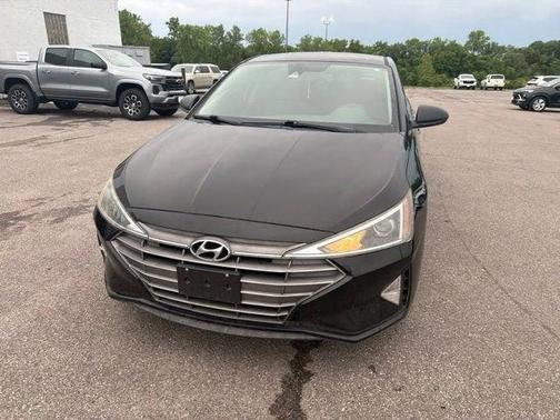 Phantom Black 2019 Hyundai ELANTRA SEL