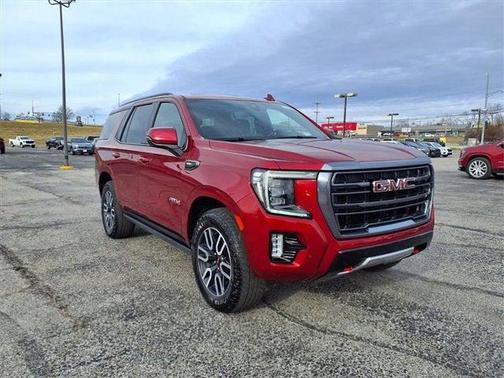 2022 GMC Yukon 4WD AT4