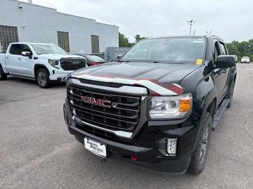 Onyx Black 2022 GMC Canyon AT4