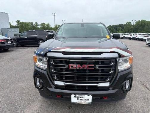 Onyx Black 2022 GMC Canyon AT4