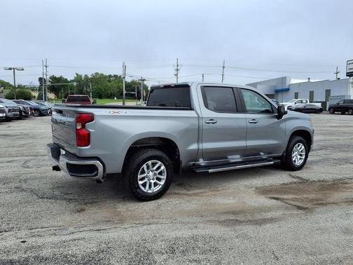 Sterling Gray Metallic 2023 Chevrolet Silverado 1500 LT