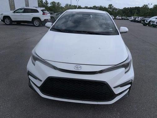 Ice Cap 2023 Toyota Corolla SE